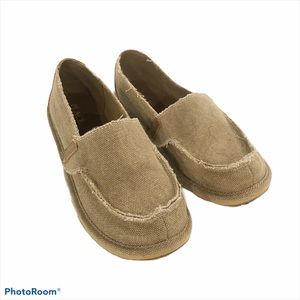 Children’s Place Boys Slip-on Shoes - size 4